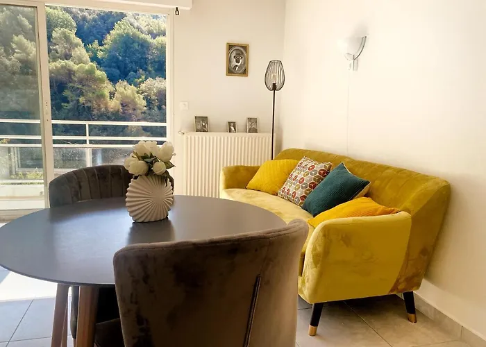 Madeleine - Services Seniors Apartmanhotel Nizza